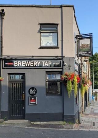 Best Sports Bars in Brentwood - Brewery Tap
