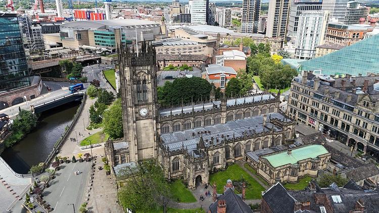 Discover the best sports bars in Manchester