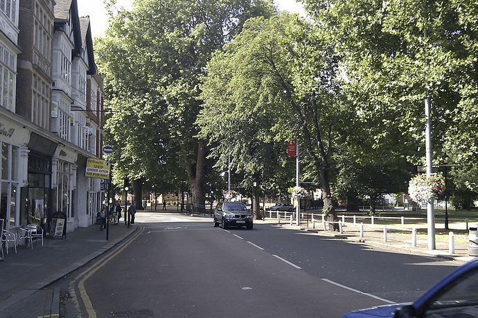 Ealingâs cosy sports bars and beer gardens are perfect for a relaxed matchday vibe in a suburban setting.