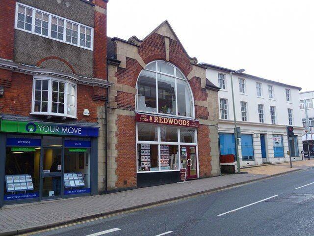 In The Top of Town district of Basingstoke, sports bars and lively pubs make it a great place to catch a game and support Basingstoke Town FC over a pint.