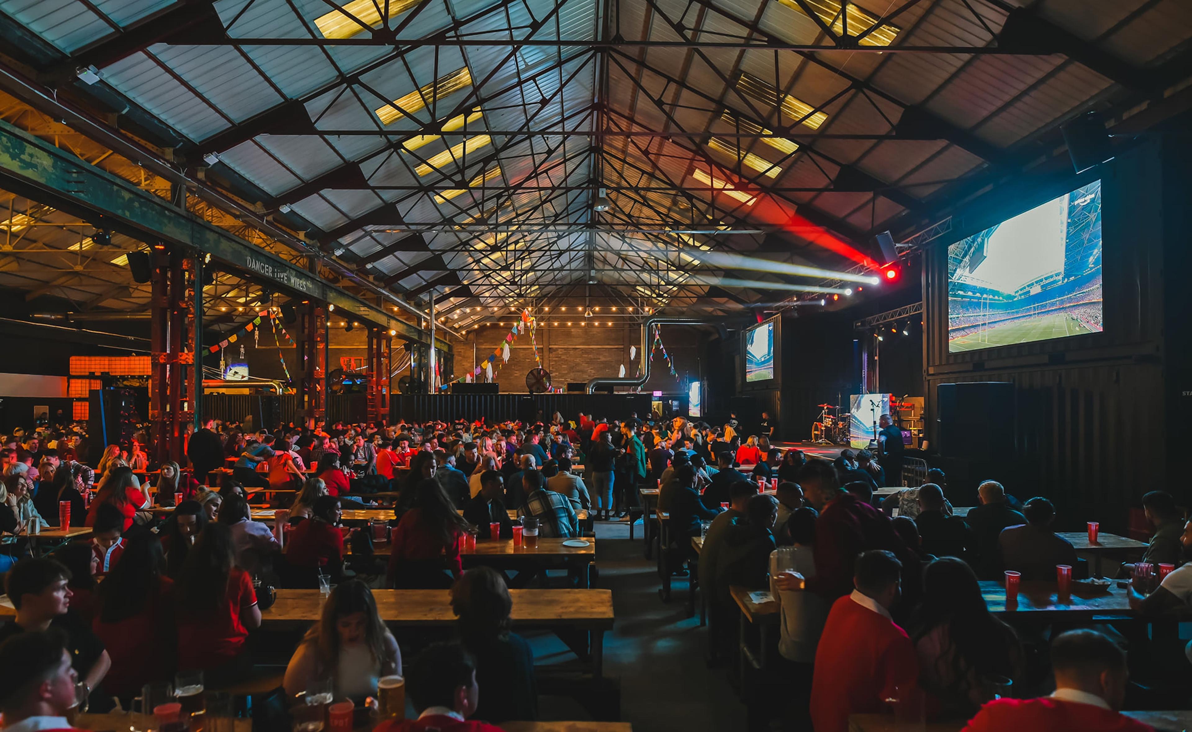 Six Nations Pubs, pubs showing 6 nations, best pubs showing Six Nations