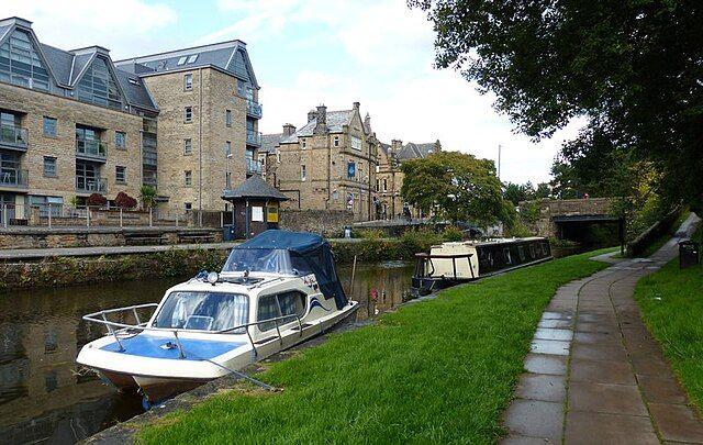 In The Castle Quarter, Lancaster’s historic streets come alive with buzzing sports pubs, the perfect place to join locals in backing Lancaster City FC.