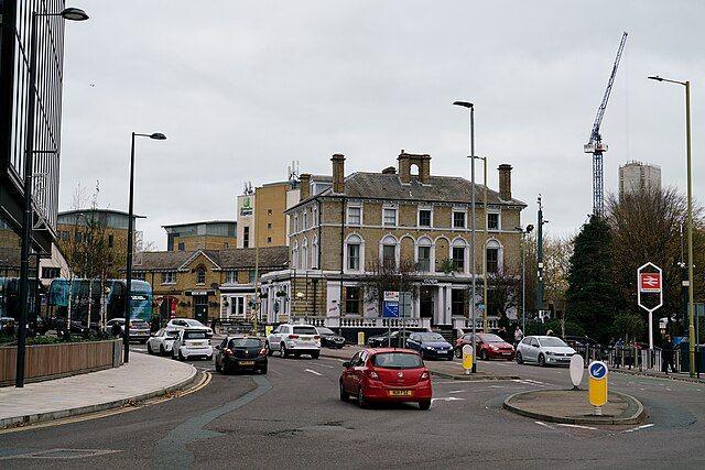 In The High Street, Watford’s best pubs come alive on matchdays as supporters gather to watch the game and get behind Watford FC in a top atmosphere.